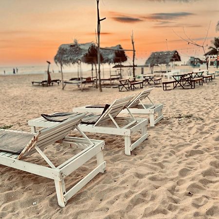 Il Nido Beach Home Galle Exterior photo