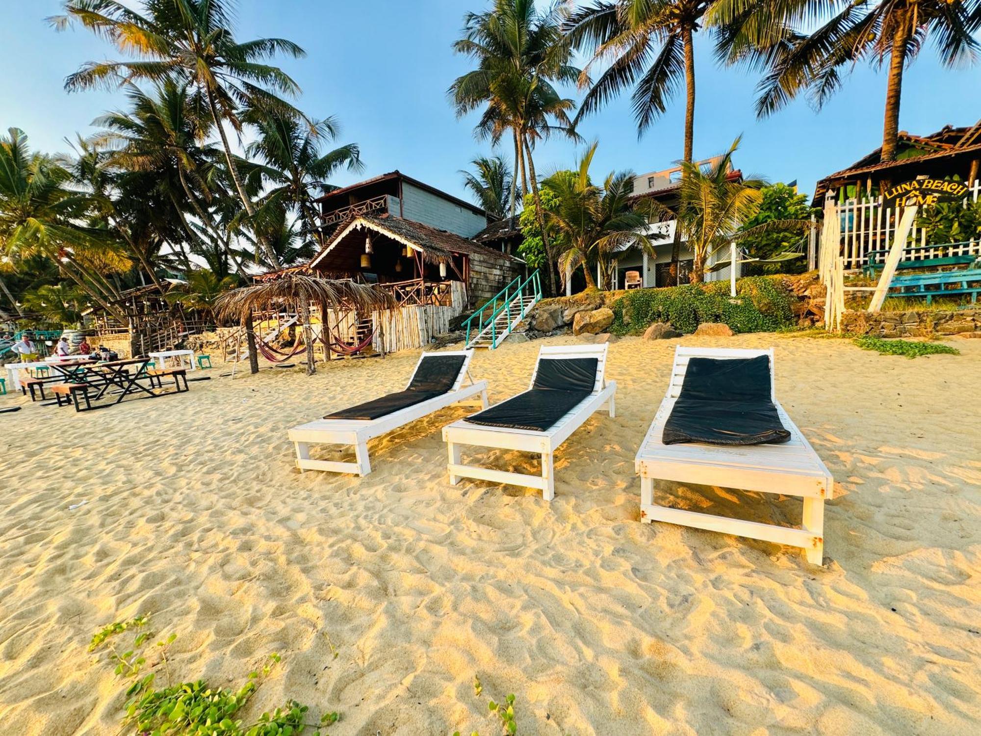 Il Nido Beach Home Galle Exterior photo