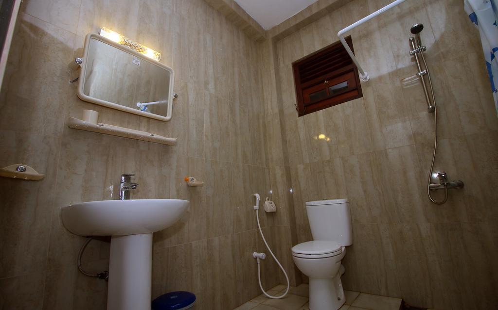 Il Nido Beach Home Galle Exterior photo